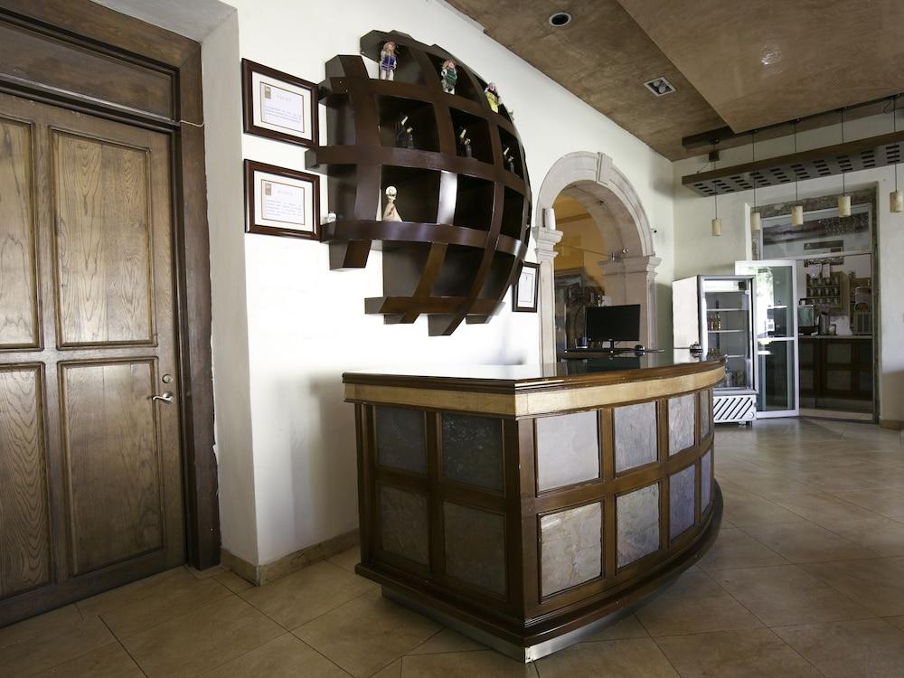 Hotel Casa Del Virrey & Suites Morelia Exterior foto